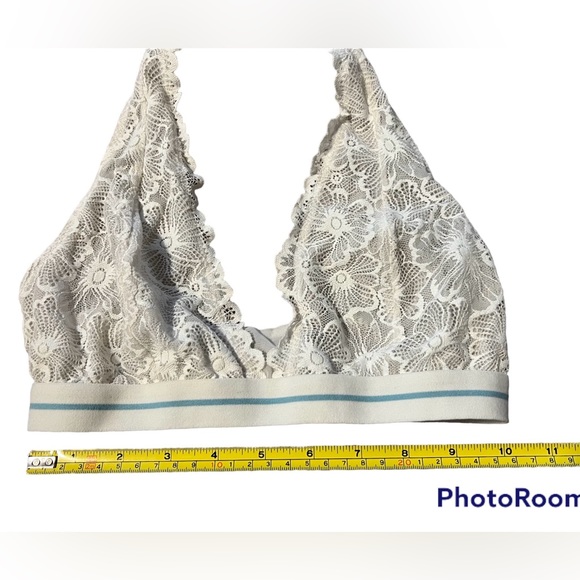 Girls white lace halter bralette by Colsie size S - Picture 7 of 8